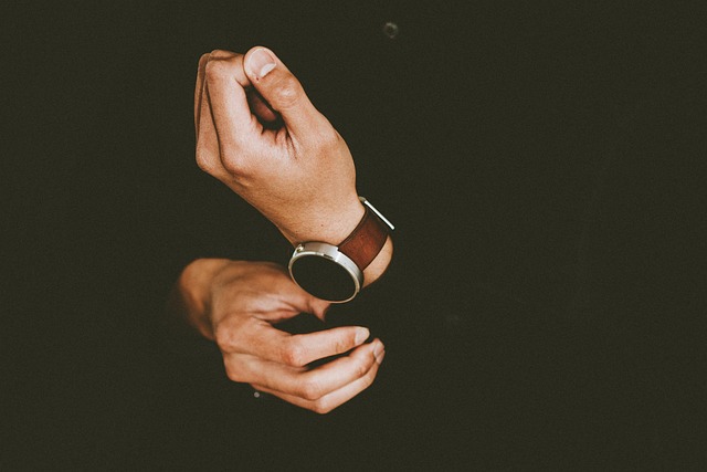 Straps & Leather Hardware vs Alternatives : My Honest Hands-On Comparison